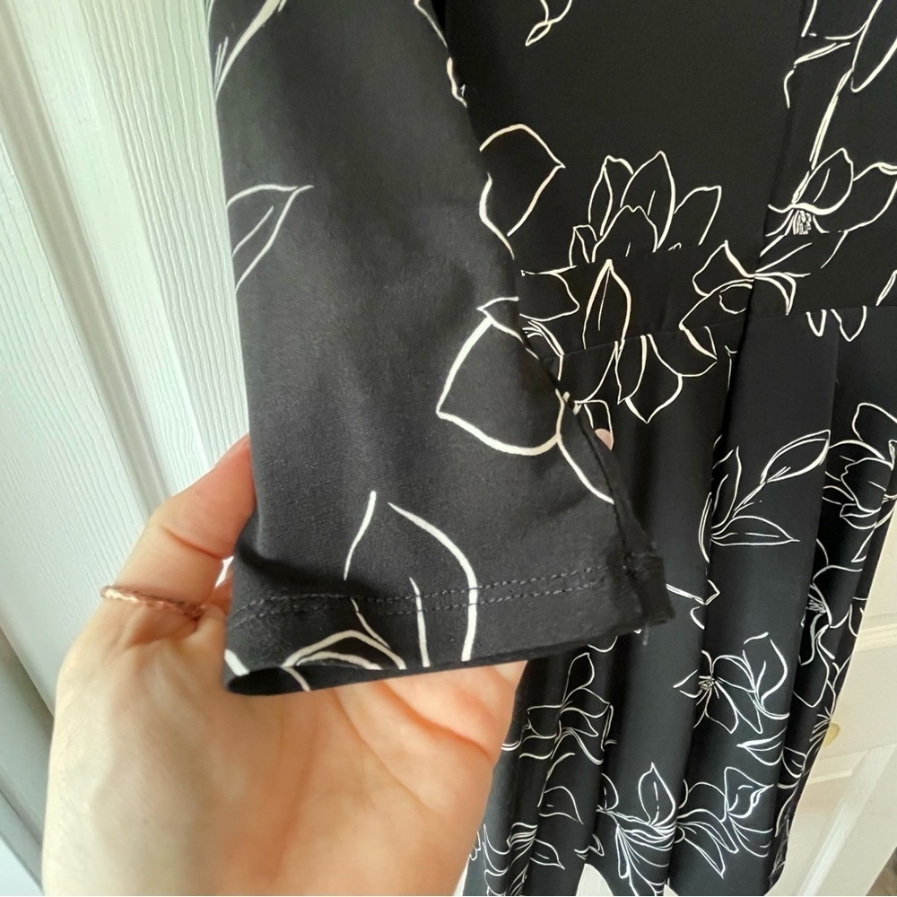 Le Château XS Elegant Lined Dress - Picture 9 of 9